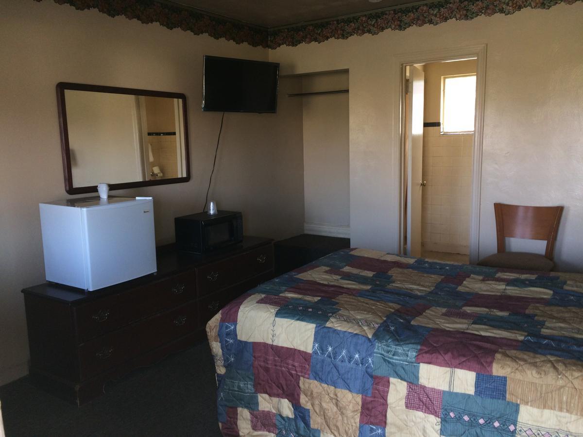 Travelers Motel Lisbon 외부 사진